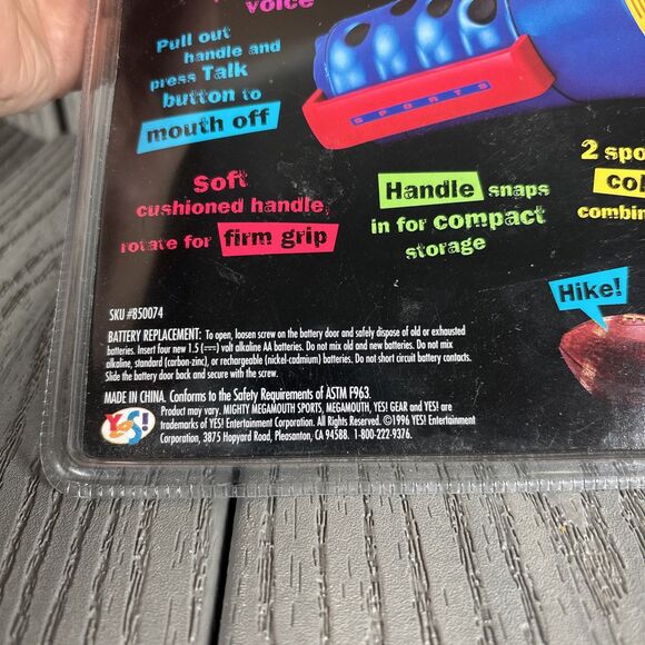 1996 Yes! Mighty Megamouth Megaphone Sports Toy with 4 Sound Effects NEW -READ - Picture 5 of 5